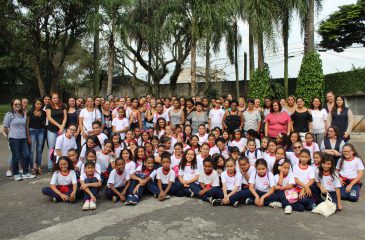 (Português do Brasil) Em homenagem ao Dia das Mães, alunas da AFESU Veleiros aproveitam dia em família