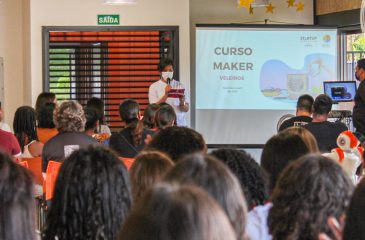 AFESU Veleiros realiza Cerimônia de Premiação para alunas do Curso Maker